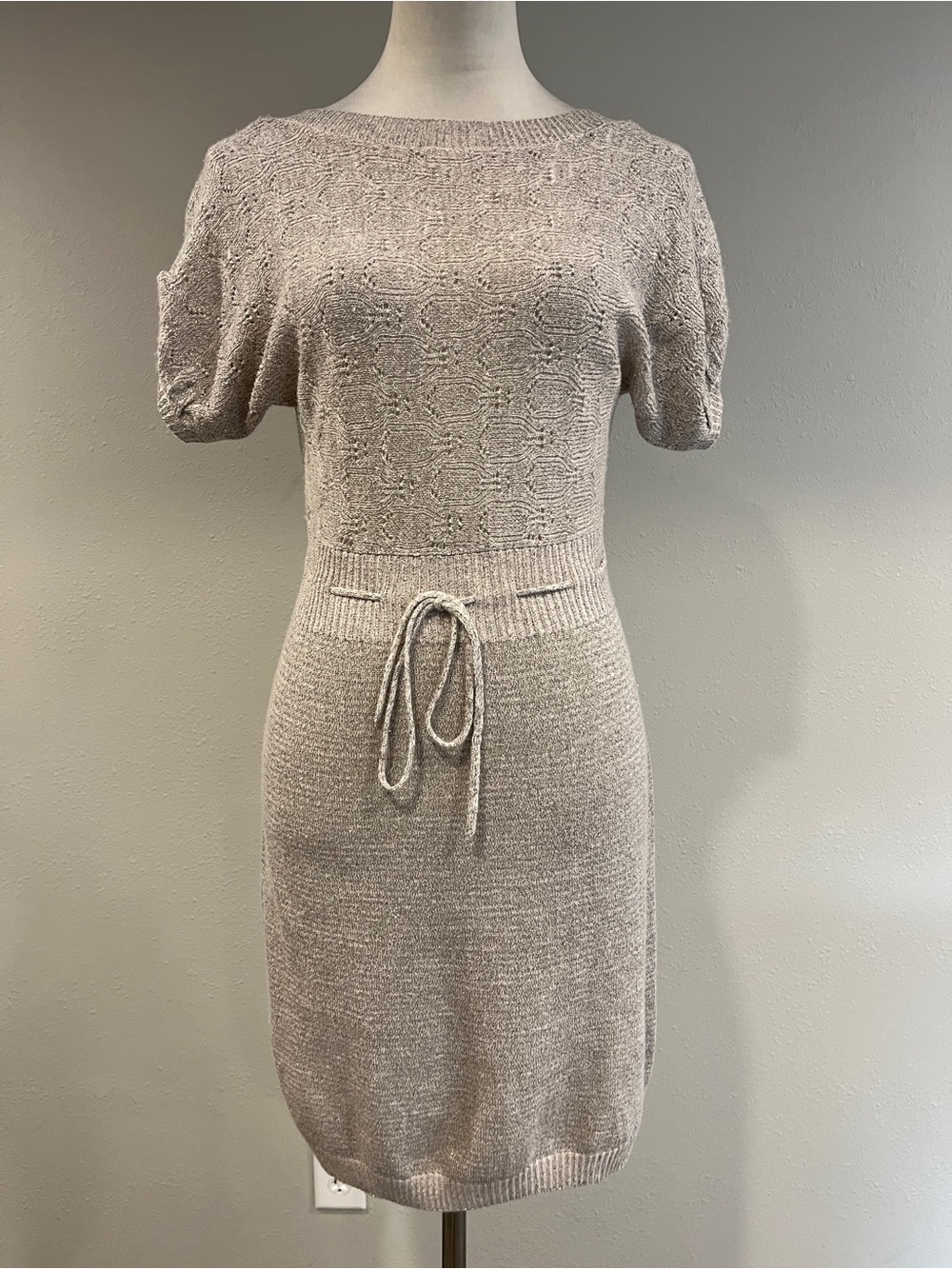 Mudd Knit short sleeve sweater‎ Dress size medium
